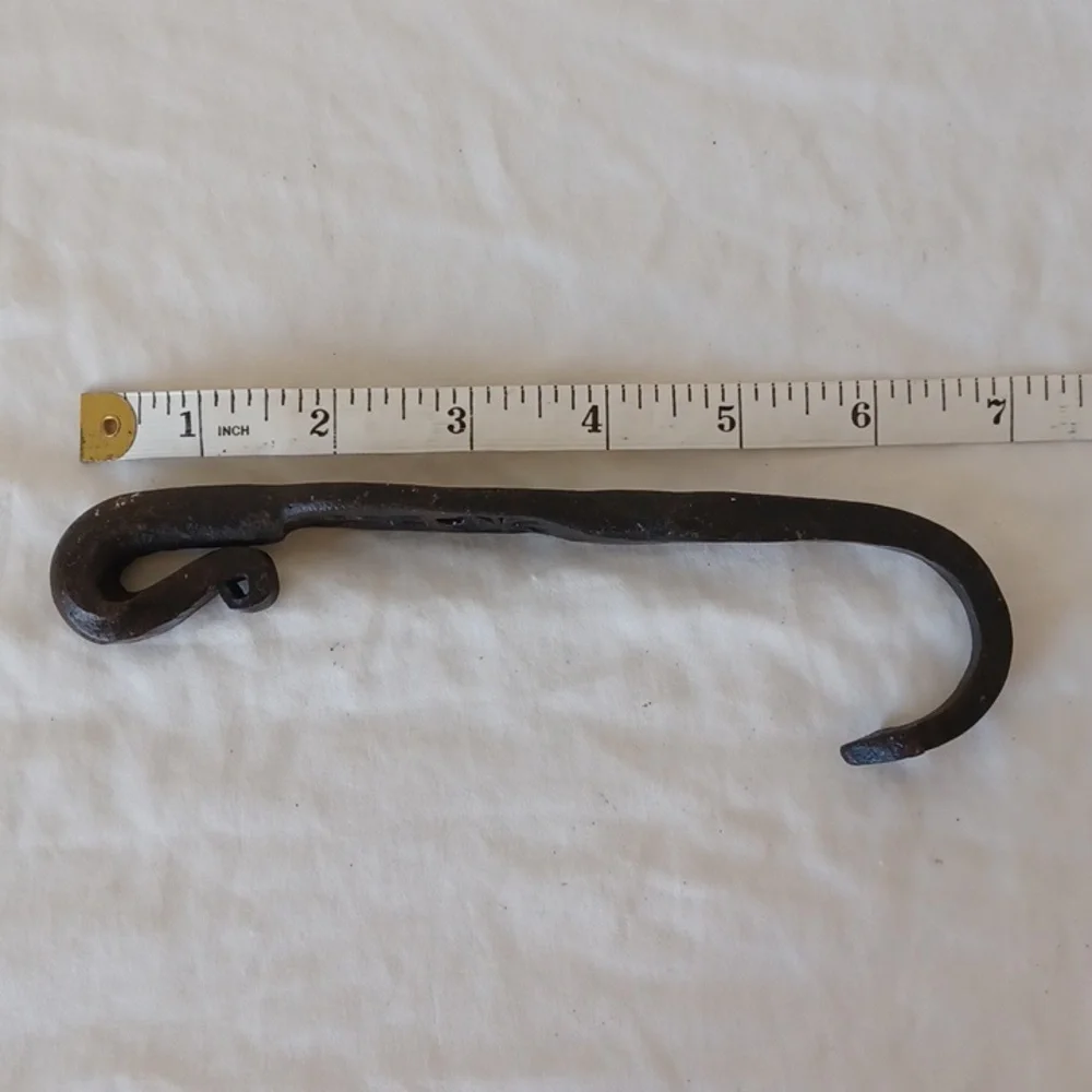 SET OF 3 Forged Metal Hooks with Arrow Tips, Dark Rustic Brown